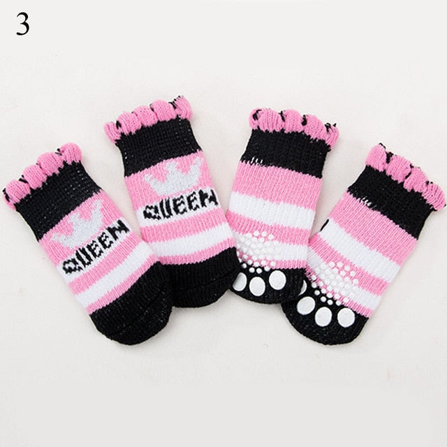 4pcs Warm Puppy Dog Shoes Soft Acrylic Pet Knits Socks Cute Cartoon Anti Slip Skid Socks For Small Medium Dogs Pet Product S/M/L