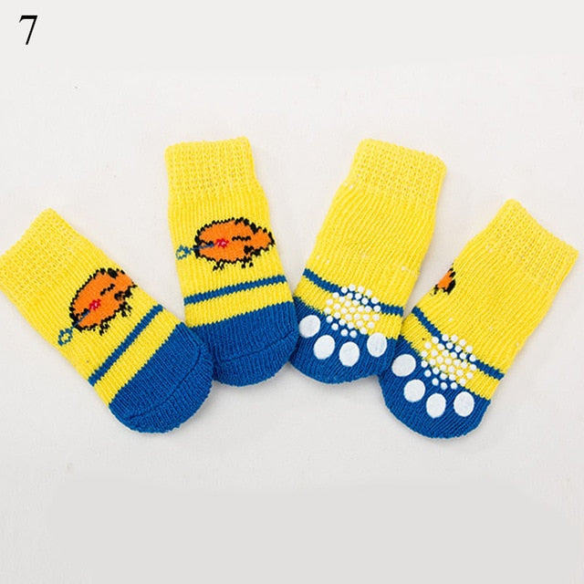 4pcs Warm Puppy Dog Shoes Soft Acrylic Pet Knits Socks Cute Cartoon Anti Slip Skid Socks For Small Medium Dogs Pet Product S/M/L